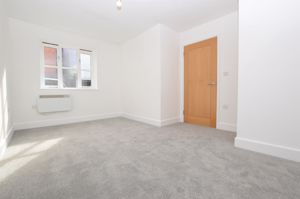 Master Bedroom pic1- click for photo gallery